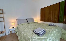 Modern Studio Apartment - 18